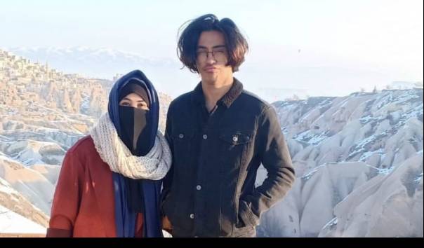 Abidzar Al Ghifari dan Umi Pipik