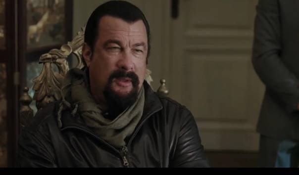 Steven Seagal dalam film A Good Man.