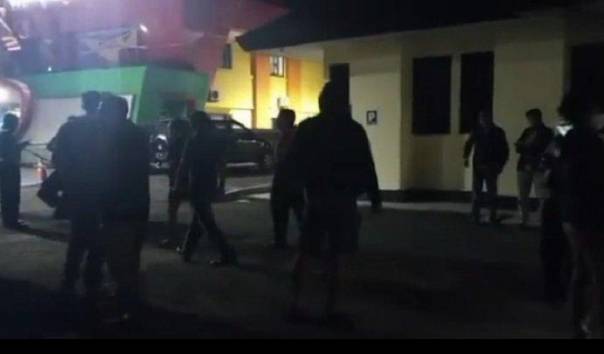 prajurit-tni-al-sempat-datangi-polsek-kalasan-minta-klarifikasi-aipda-fi-yang-hujat-kru-nanggala-402