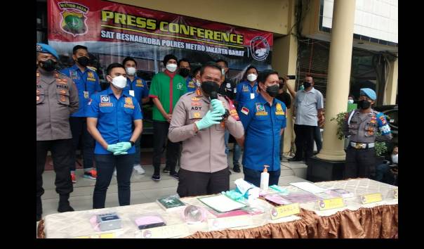 Polisi ungkap alasan musisi Erdian Aji Prihartanto alias Anji pakai ganja.