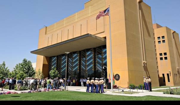 kedutaan-amerika-serikat-di-kabul-minta-seluruh-warga-as-segera-keluar-dari-afghanistan