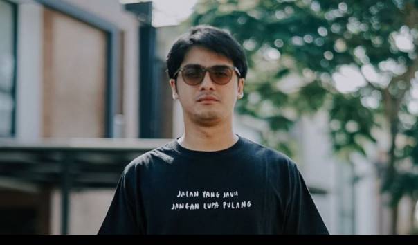 Sinetron Ricky Harun Begini Cara Aktor Sinetron Ricky Harun Ajarkan Anak-anaknya Berpuasa