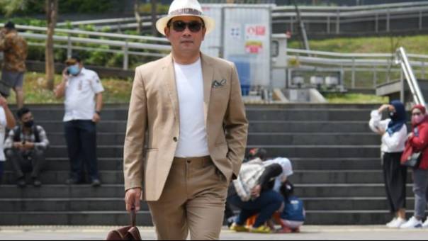 Ridwan Kamil Disebut Selangkah Lagi Gabung Golkar, Diibaratkan Sudah Berdiri di Pintu Rumah