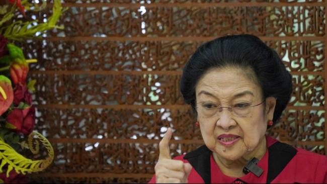 Megawati: Ngapain Saya Nekan Pak Jokowi? Saya Hormati Beliau sebagai Presiden Saya