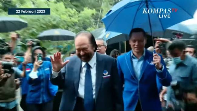 Surya Paloh Tiba di Markas Demokrat Disambut AHY dan Ibas, Ini yang Akan Dibahas