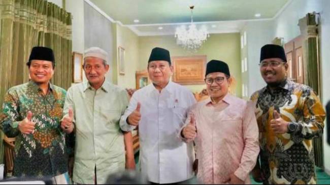 Kenapa Prabowo dan Cak Imin Bertemu Tertutup di Rumah Kiai Kharismatik Jatim? PKB Ungkap Hal Ini