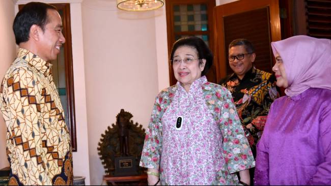 Jokowi Buka Suara soal Kabar Minta Sultan HB X  Jembatani Pertemuan dengan Megawati