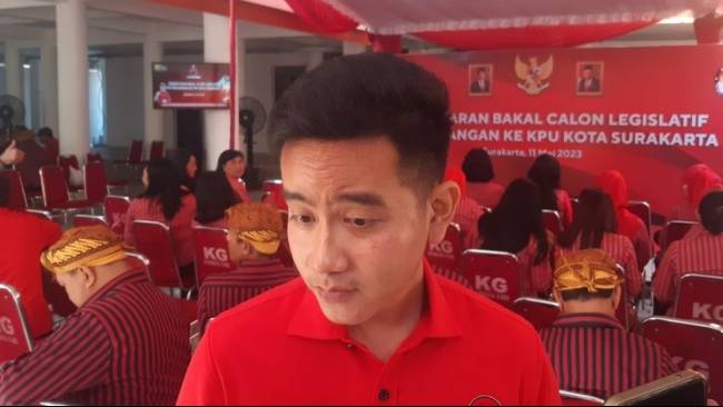 Usai Dipanggil PDIP karena Bertemu Prabowo, Gibran: Saya Akan Tegak Lurus ke Ibu Megawati