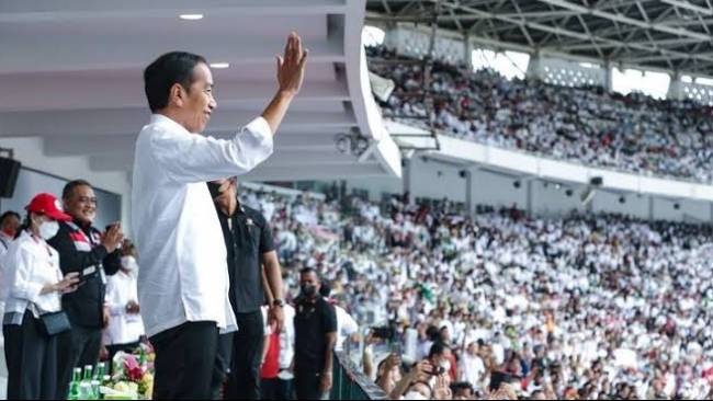 Ribuan Relawan Jokowi akan Serahkan Tiga Nama Bakal Capres di Musra: Ada Prabowo, Ganjar, Airlangga