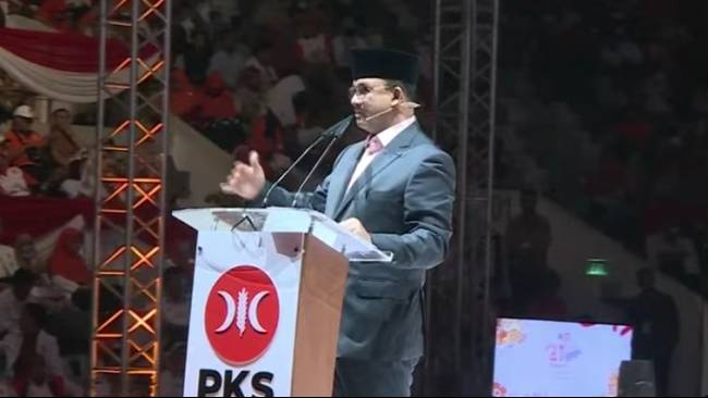 Anies: Adu Lari Pagi Keliling Indonesia Saya Kalah, kalau Adu Rekam Jejak Saya Siap