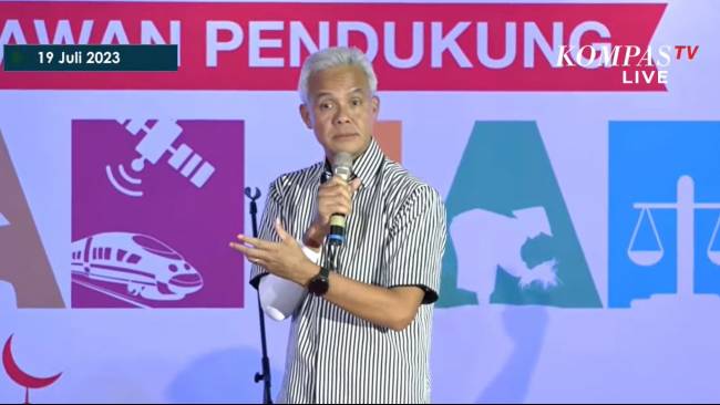 Di Hadapan Relawan, Ganjar: Ikhlaskan Jika Ada yang Pindah ke Kamar Sebelah, Tak Perlu Ditangisi