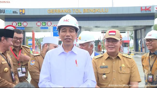 Jokowi Bocorkan Isi Pembicaraannya dengan Surya Paloh: Ada yang Berkaitan dengan 2024