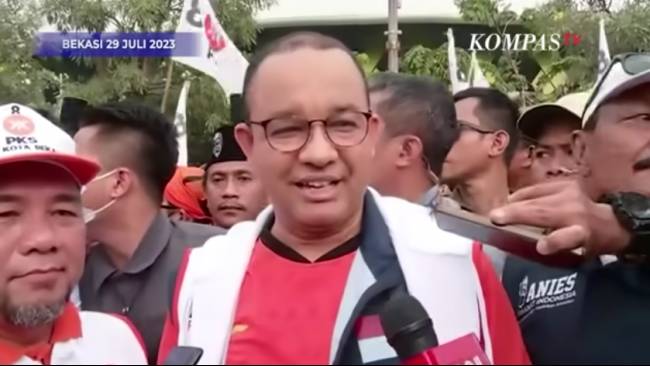 Ditanya soal Pengadangan usai Senam Bersama di Stadion Bekasi Batal, Anies: Enggak Usah Komentar deh