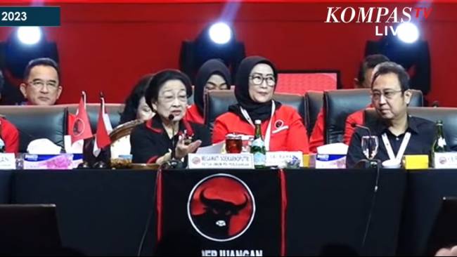 Megawati Respons Wacana Duet Prabowo-Ganjar: Aku di Rumah Melongo, Ketua Umum Malah Gak Ngerti