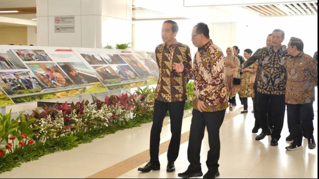 Presiden Ri Joko Widodo Resmikan Kereta Cepat Pertama Di Asia Tenggara