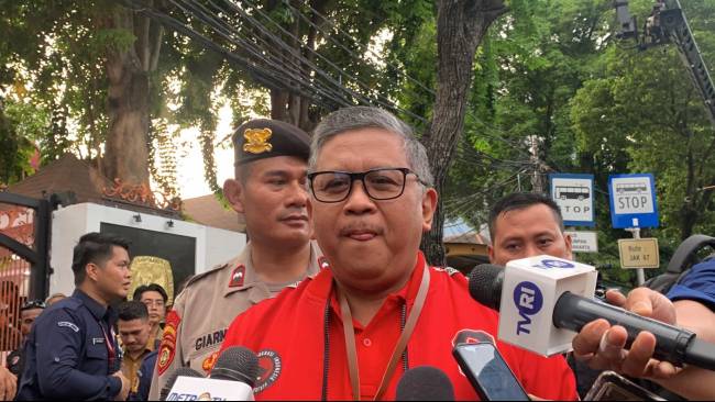 PDIP Tak Undang Gibran di Perayaan HUT, Hasto: Nasibnya Sama seperti Bobby, Sudah Berakhir