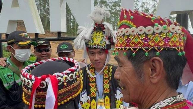 Gibran Safari Politik ke IKN, Ganjar: Ya, Ada Banyak Orang Selalu Ikut Saya