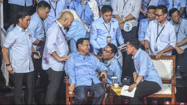 Koalisi Masyarakat Sipil Desak TNI Sanksi Tegas Ajudan Prabowo yang Diduga Tidak Jaga Netralitas