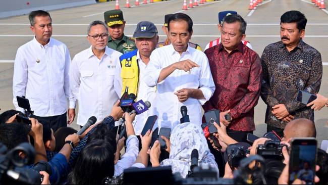 Jokowi Sebut Substansi Visi Misi Tidak Terlihat dalam Debat, Bilang Serang Personal Tidak Mendidik