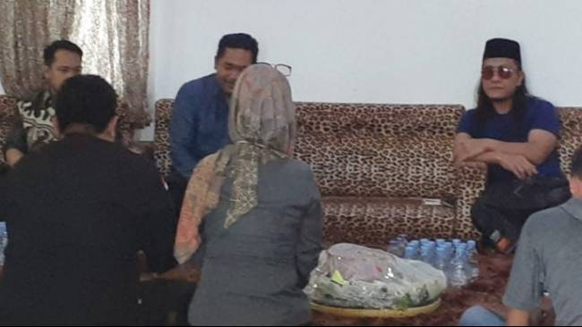 Tidak Penuhi Unsur Pidana, Bawaslu Pamekasan Hentikan Penyelidikan Gus Miftah Bagi Uang