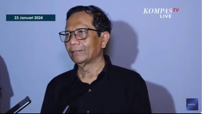 Mahfud: Kalau Tidak Mau Disebut Politisasi, Bansos Cukup Dibagi oleh Lurah atau Camat