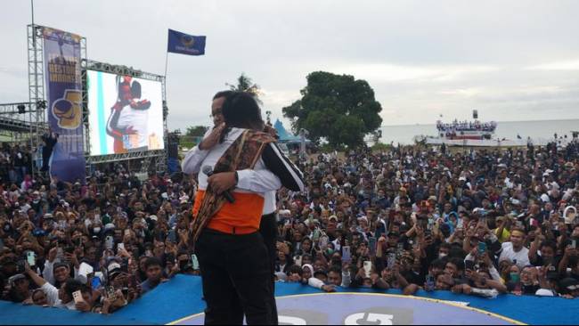 PKS Sebut Nelayan yang Berkeluh Kesah kepada Anies di Parepare Memang Caleg