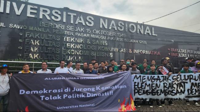 Alumni Unas Desak Jokowi Kembalikan Esensi Demokrasi dan Mundur jika Ingin Memihak dalam Pemilu