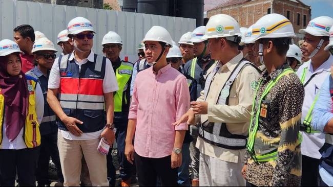 Sehari Jelang Pemilu, Gibran Tinjau Proyek Pembangunan di Solo
