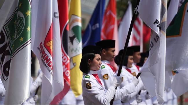 Caleg tanpa Politik Uang Bertumbangan, Ucapan Prabowo soal Demokrasi Mahal Dinilai Benar