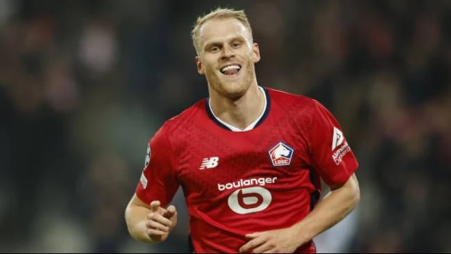 Indonesia Targets Dutch Defender Mitchel Bakker