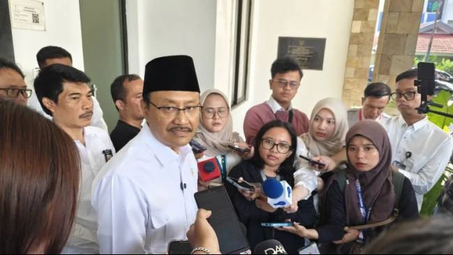 Kemensos dan Kemendiktisaintek Siapkan Beasiswa Perguruan Tinggi bagi Lulusan Sekolah Rakyat