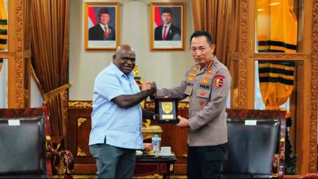 Menteri HAM Natalius Pigai Temui Kapolri, Minta Polisi Tangani Demonstrasi Sesuai Prinsip Hak Asasi