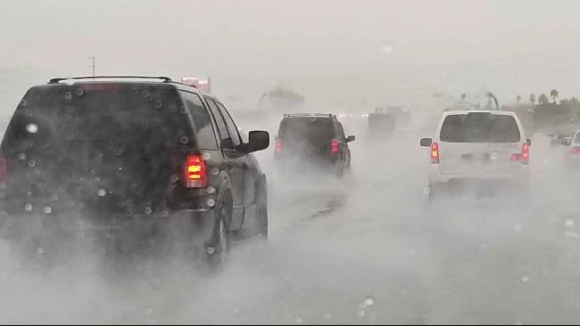 bmkg-10-provinsi-waspada-hujan-lebat-hari-ini-puluhan-kota-lain-terdampak