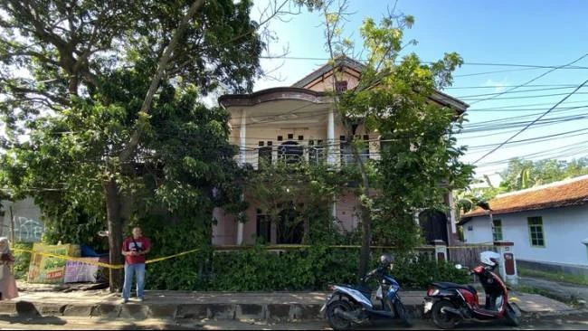 Kejari Indramayu Terima Pelimpahan Barang Bukti dan Tersangka Pembunuhan Satu Keluarga Terkubur