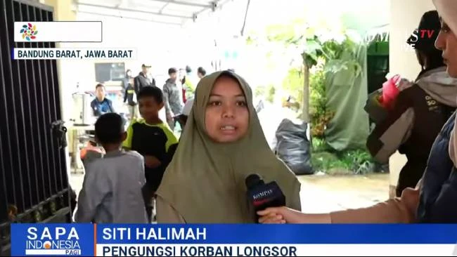 Pengungsi Longsor Bandung Barat Mengaku Kekurangan Air Bersih