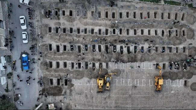 Iran Gelar Pemakaman Massal untuk 165 Anak Perempuan Korban Serangan AS-Israel