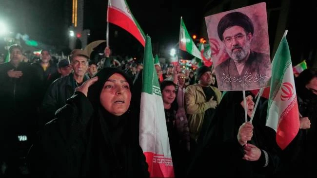 Pemimpin Iran Mojtaba Khamenei Terapkan Hukum Baru di Selat Hormuz, Apa Dampaknya?
