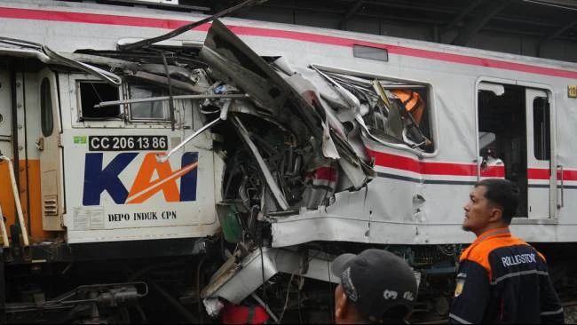 Menhub Ungkap Kronologi Lengkap Kecelakaan Kereta Bekasi Timur yang Tewaskan 16 Orang