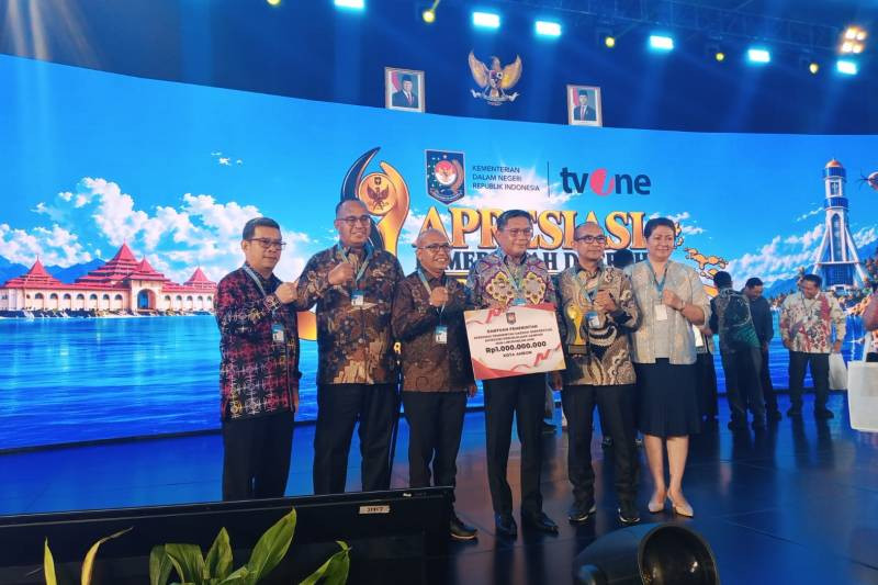 Wali Kota Ambon Tegaskan Komitmen Benahi Pengelolaan Sampah dan Tingkatkan Kebersihan Lingkungan