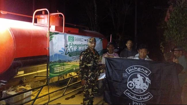 Bantuan Air Bersih dari Bikers Subuhan Jogja di Daerah Kekeringan Kulon Progo