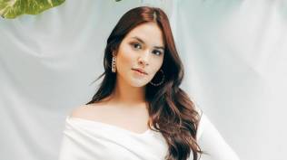 wow-raisa-hingga-melly-goeslaw-pernah-jadi-backing-vocal-sebelum-terkenal
