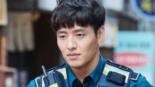 4-drama-korea-komedi-romantis-yang-tayang-mei-2025