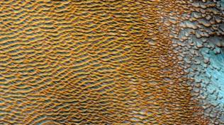 nasa-bagikan-foto-bukit-biru-di-mars-hasil-jepretan-odyssey