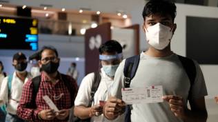 imigrasi-soekarno-hatta-pulangkan-32-warga-negara-india