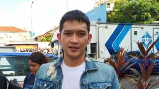 terkuak-rezky-aditya-dinyatakan-ayah-biologis-anak-wenny-ariani-ini-penjelasannya