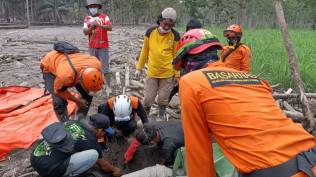 update-korban-erupsi-gunung-semeru-46-orang-meninggal-9-warga-masih-hilang