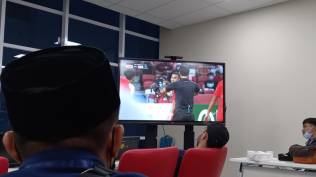 Nobar Timnas ditengah Muktamar NU, Ya Allah, Semoga Timnas Menang! - Kompas | Arenanews-1