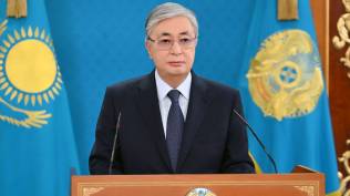 kazakhstan-gelar-referendum-konstitusi-cabut-gelar-istimewa-presiden-pertama