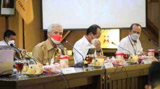 ganjar-serahkan-evaluasi-soal-dugaan-kekerasan-terhadap-warga-wadas-kepada-kapolda-jateng