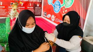 mendukung-percepatan-vaksinasi-lapas-perempuan-gorontalo-pacu-vaksinasi-tahap-1-2-dan-booster